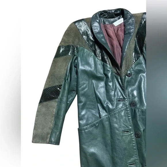 Vintage green leather trench coat, small/medium - Picture 6 of 13